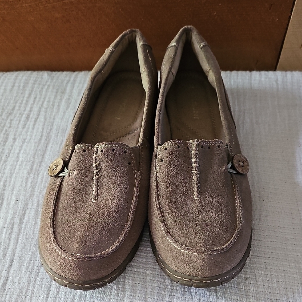 Naturalizer Tan Moccasin-Style Flats